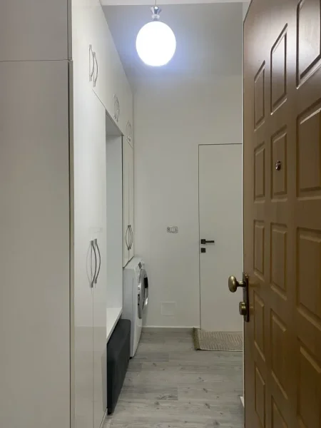 Tirane, jepet me qera apartament 2+1+Ballkon Kati 3, 750 €