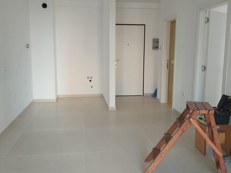 Tirane, jepet me qera ambjent biznesi Kati 3, 68 m² 500 € 