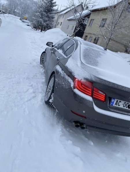 Durres, shes makine Bmw seria 5 f10 Nafte, kafe automatik Kondicioner 350.000 km 11.900 €
