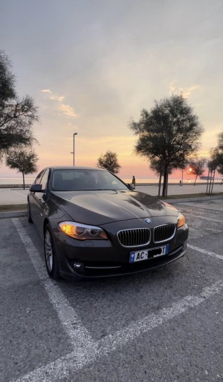 Durres, shes makine Bmw seria 5 f10 Nafte, kafe automatik Kondicioner 350.000 km 11.900 €