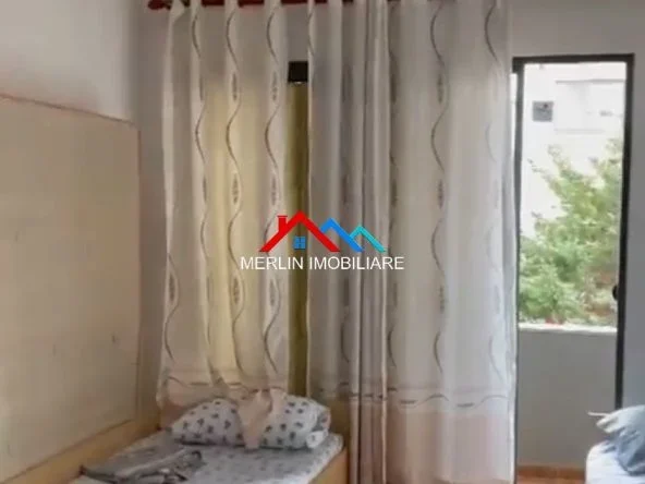 Tirane, jepet me qera apartament 2+1+Ballkon Kati 1, 115 m² 518 € (BULEVARDI MIGJENI)