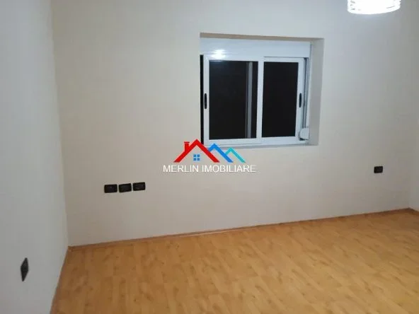 Tirane, shitet apartament 2+1+Ballkon Kati 3, 80 m² 136.000 € (MEDRESEJA)