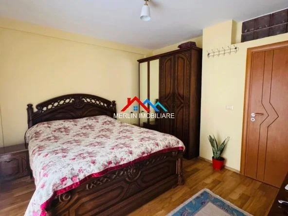 Tirane, jepet me qera apartament 2+1+Ballkon , 80 m² 778 € (RRUGA GJIKE KUQALI,STADIUMI DINAMO)