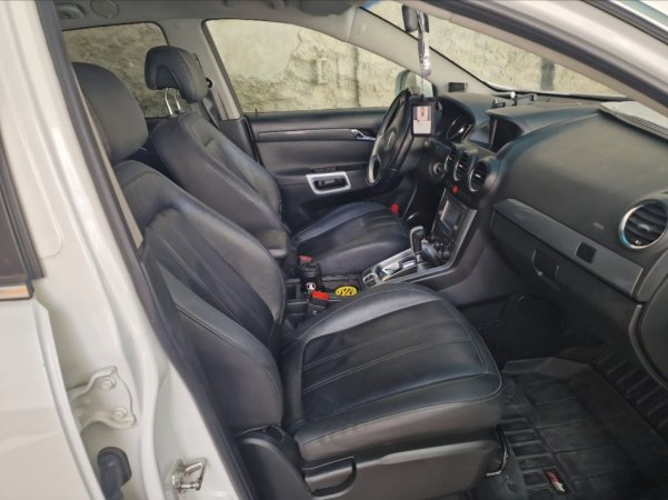 Tirane, shes SUV OPEL ANTARA 2014 Nafte, e bardhë automatik Kondicioner 107.000 km 6.200 €