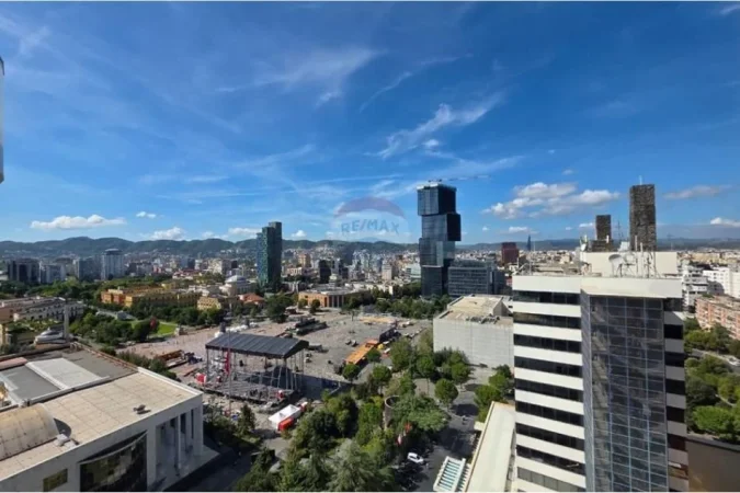 Tirane, jepet me qera zyre , 196 m² 3.501 € (TIRANA'S ROCK)