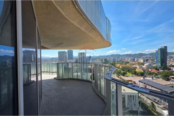 Tirane, jepet me qera zyre , 196 m² 3.501 € (TIRANA'S ROCK)