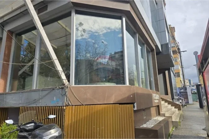 jepet me qera dyqan , 109 m² 3.500 €