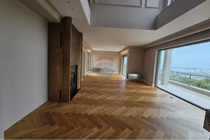 Tirane, jepet me qera Vile , 1.100 m² 10.000 € (Mjull Bathore, Tiranë)