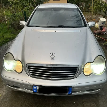 Tirane, shes makine Mercedes Benz c class 220 cdi (c220) Nafte, gri metalizato automatik Klima 3 €