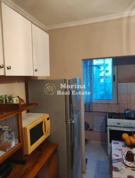 Tirane, shitet apartament 2+1 Kati 4, 73 m² 128.000 € (Vasil Shanto)