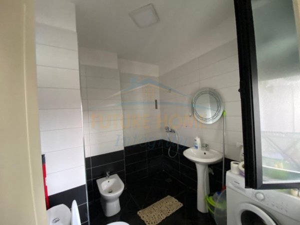 Tirane, jepet me qera apartament 1+1 Kati 5, 50 m² 416 € (Ish Dogana prane Buzi Store)