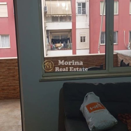 Tirane, jepet me qera apartament 1+1 Kati 5, 65 m² 400 € (Yzberisht)