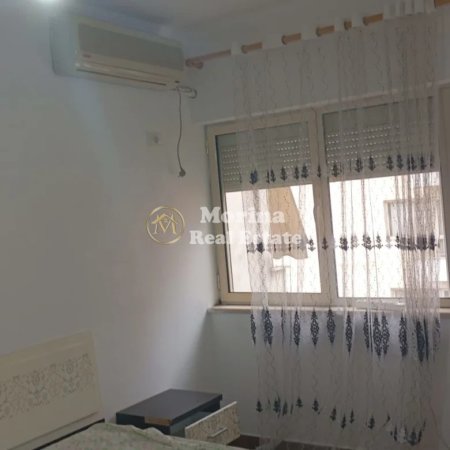 Tirane, jepet me qera apartament 1+1 Kati 5, 65 m² 400 € (Yzberisht)
