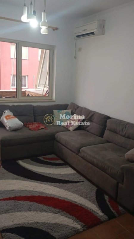 Tirane, jepet me qera apartament 1+1 Kati 5, 65 m² 400 € (Yzberisht)