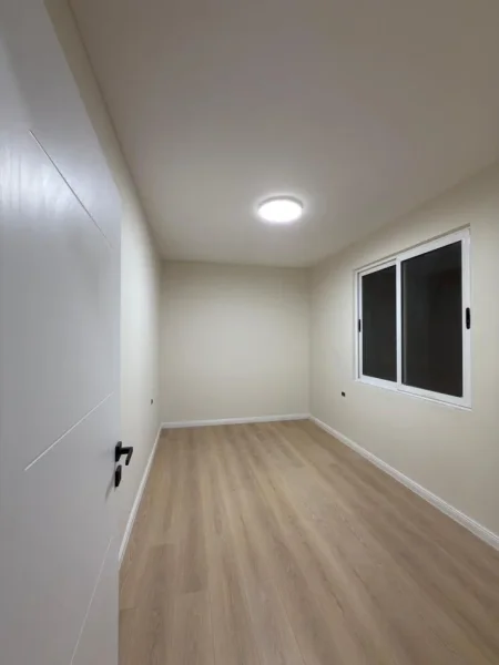 Tirane, shitet apartament 3+1 Kati 3, 102 m² 210.000 € (Kodra e Diellit)