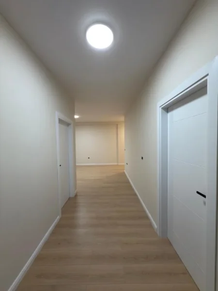 Tirane, shitet apartament 3+1 Kati 3, 102 m² 210.000 € (Kodra e Diellit)