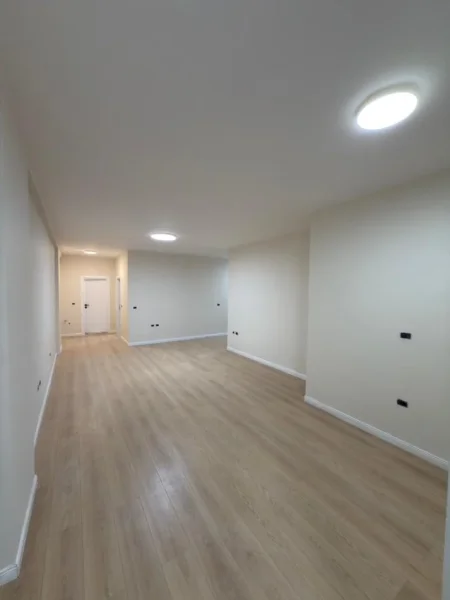 Tirane, shitet apartament 3+1 Kati 3, 102 m² 210.000 € (Kodra e Diellit)