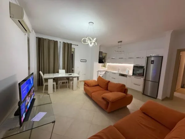 Tirane, shitet apartament 2+1 Kati 4, 108 m² 260.000 € (Liqeni thate , Kopshti botanik , Kopshti zoologjik)