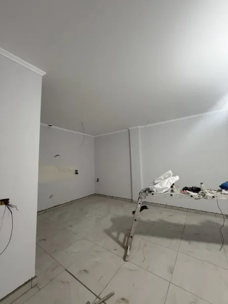 Tirane, jepet me qera apartament 1+1 Kati 2, 62 m² 400 € (Jordan Misja)