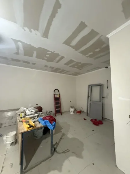 Tirane, jepet me qera apartament 1+1 Kati 2, 62 m² 450 € (Jordan Misja)