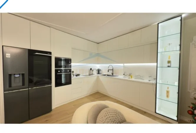 Tirane, shitet apartament 2+1+2+Post Parkimi+Ballkon Kati 1, 116 m² 475.000 € (Rruga e Bogdaneve)