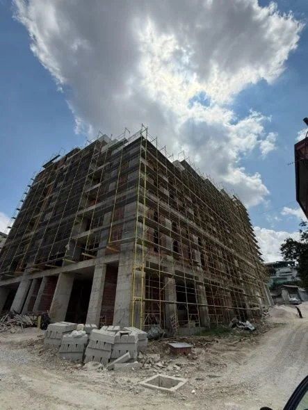 Tirane, shitet apartament 1+1 Kati 7, 60 m² 96.000 € (ALI DEMI)