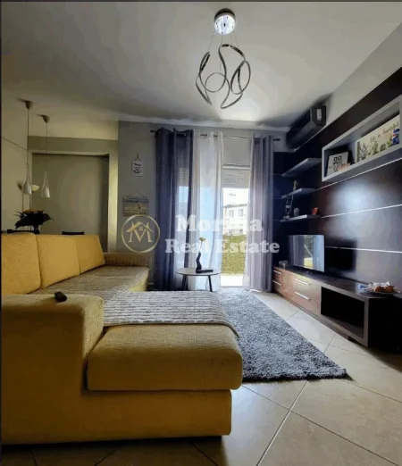 Tirane, jepet me qera apartament 1+1 Kati 3, 75 m² 500 € (Ali Demi)