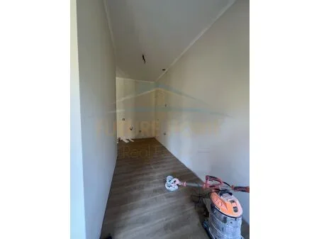 Tirane, shitet apartament 2+1 , 109 m² 136.250 € (Rruga e Dajtit)