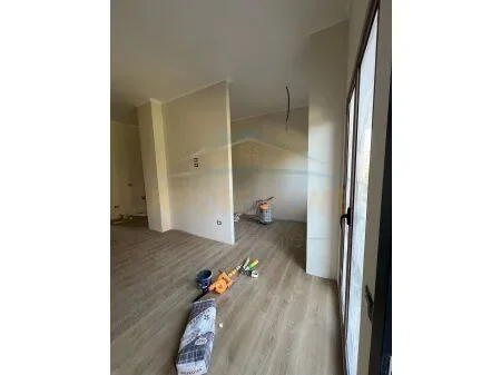 Tirane, shitet apartament 2+1 , 109 m² 136.250 € (Rruga e Dajtit)