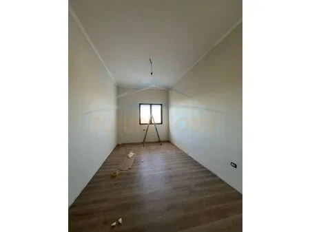 Tirane, shitet apartament 2+1 , 109 m² 136.250 € (Rruga e Dajtit)