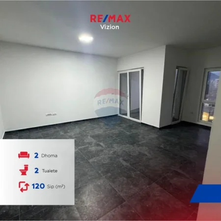 Tirane , jepet me qera zyre Kati 5, 120 m² 850 € (Zogu i Zi)