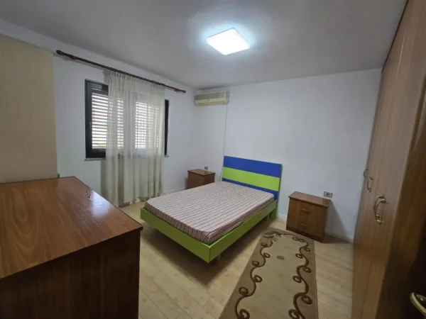Tirane, shitet apartament 2+1+Aneks+Ballkon Kati 4, 100 m² 195.000 € (Shkolla e Baletit)