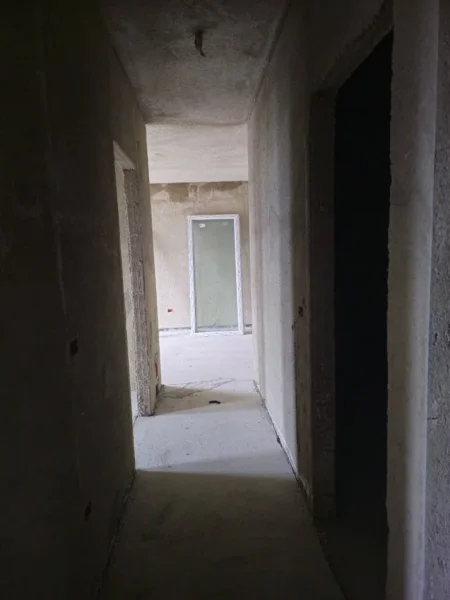 Tirane, shitet apartament 2+1+Ballkon Kati 7, 97 m² 105.000 € (Univers City)