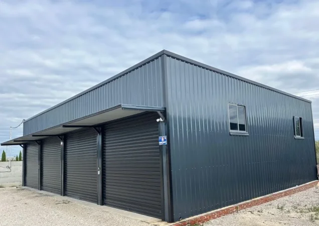 Durres, jepet me qera ambjent biznesi Kati 0, 210 m² 600 € (SHIJAK)