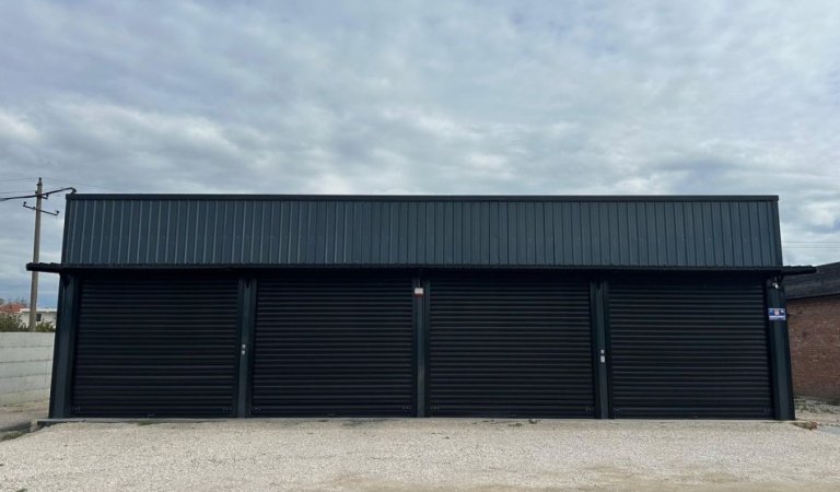 Durres, jepet me qera ambjent biznesi Kati 0, 210 m² 600 € (SHIJAK)