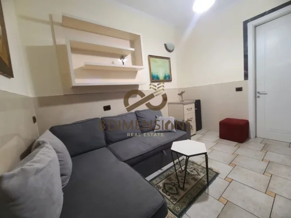 Tirane, jepet me qera apartament 1+1 Kati 2, 47 m² 420 €