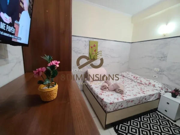 Tirane, jepet me qera garsonier , 34 m² 320 €