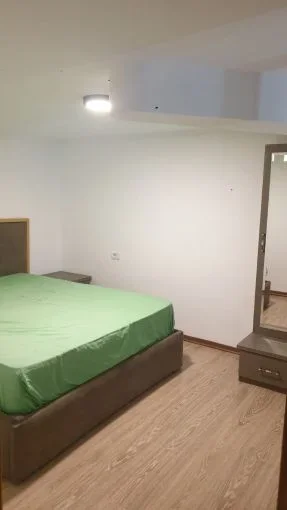 Tirane, jepet me qera apartament duplex Dublex Kati 0, 69 m² 450 € (fresku , linze)