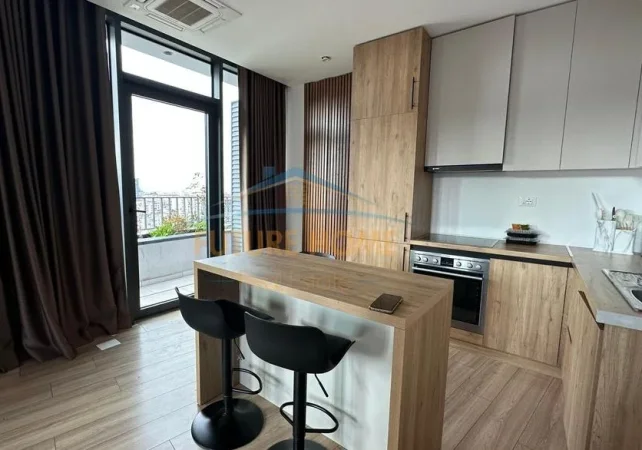 Tirane, shitet apartament 2+1 Kati 4, 132 m² 550.000 € (Lake View Residence)