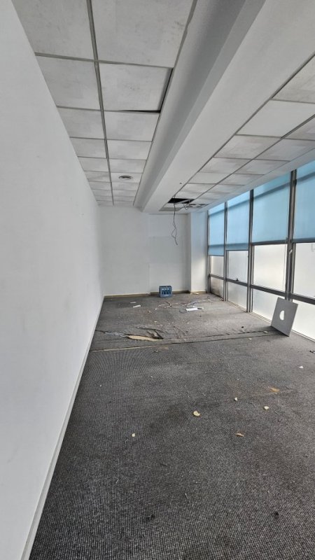 Tirane, jepet me qera zyre Kati 1, 200 m² 1.700 € (rruga nikolla jorga)