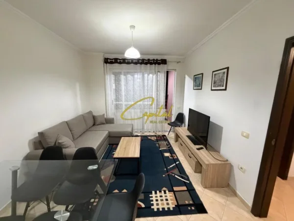 Tirane, jepet me qera apartament 1+1 Kati 5, 61 m² 400 € (YZBERISHT)