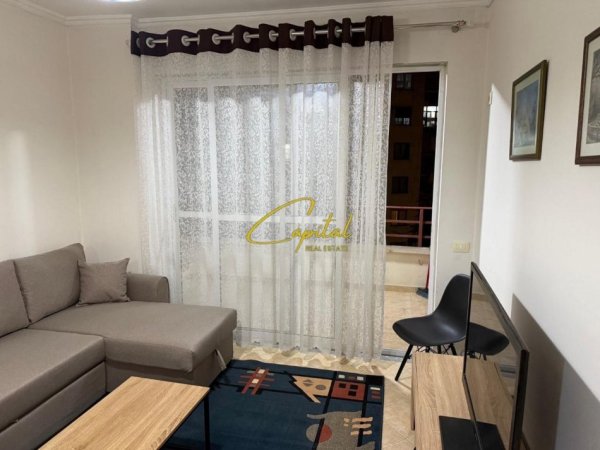 Tirane, jepet me qera apartament 1+1 Kati 5, 61 m² 400 € (YZBERISHT)