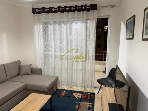 Tirane, jepet me qera apartament 1+1 Kati 5, 61 m² 400 € (YZBERISHT)