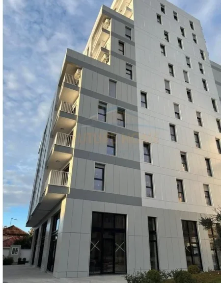 Tirane, shitet apartament 2+1 Kati 3, 111 m² 230.464 € (xhamlliku)