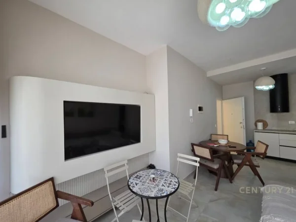 Vlore, shitet apartament duplex 1+1 , 57 m² 240.000 € (Residenca Santorini)