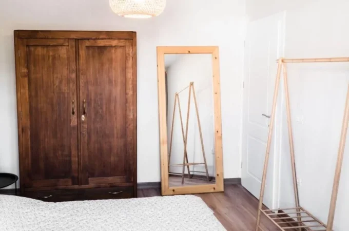 Tirane, jepet me qera apartament 1+1 Kati 4, 70 m² 650 € (Rruga Fortuzi)