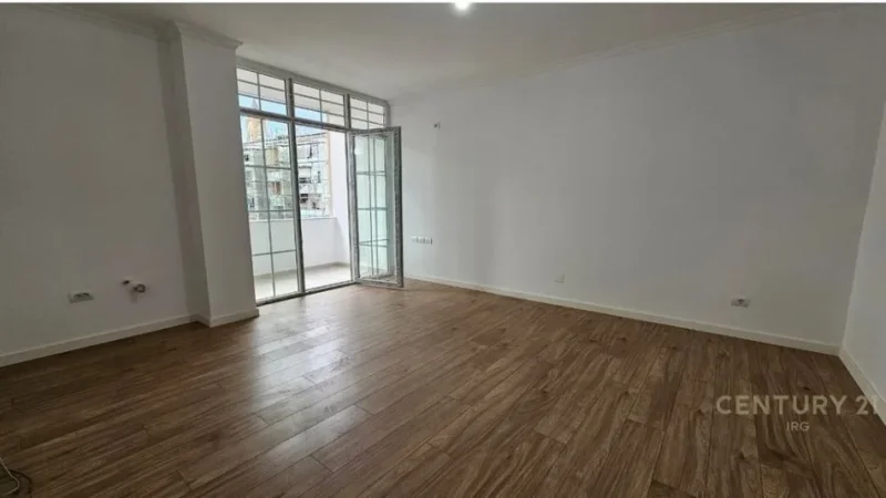 Tirane, shitet apartament 2+1 Kati 4, 79 m² 220.000 € (Rruga e Bogdaneve)