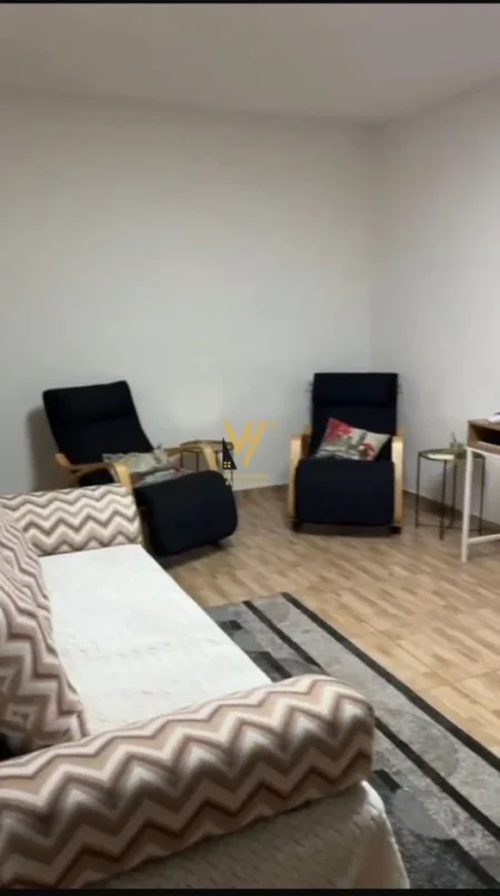 Tirane, jepet me qera apartament 1+1+Ballkon Kati 5, 70 m² 470 € (MYSLYM SHYRI)