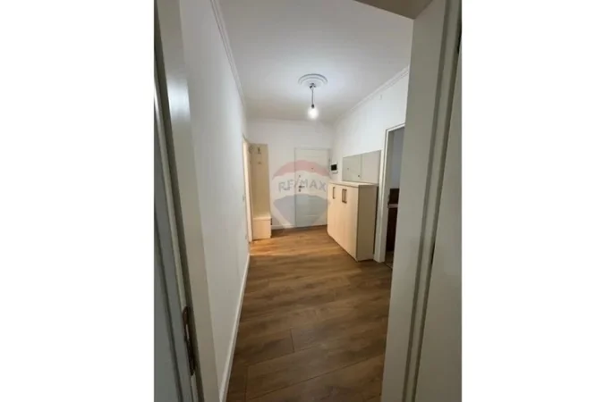Tirane, shitet apartament 2+1+Ballkon , 73 m² 135.000 € (Behlul Hatibi)