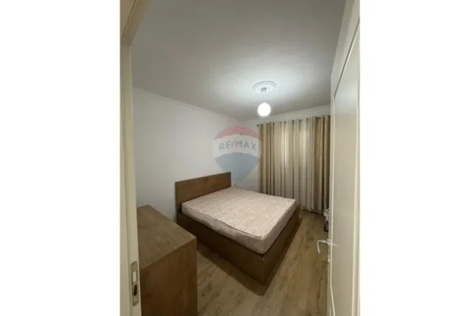 Tirane, shitet apartament 2+1+Ballkon , 73 m² 135.000 € (Behlul Hatibi)